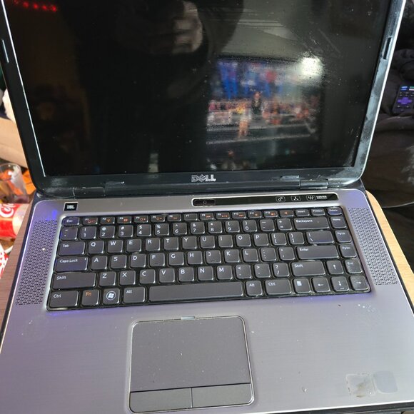 Laptop - Picture 2 of 2